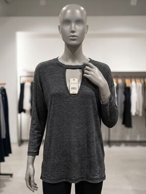 Lucky Brand Charcoal Gray Long-Sleeve Keyhole Top